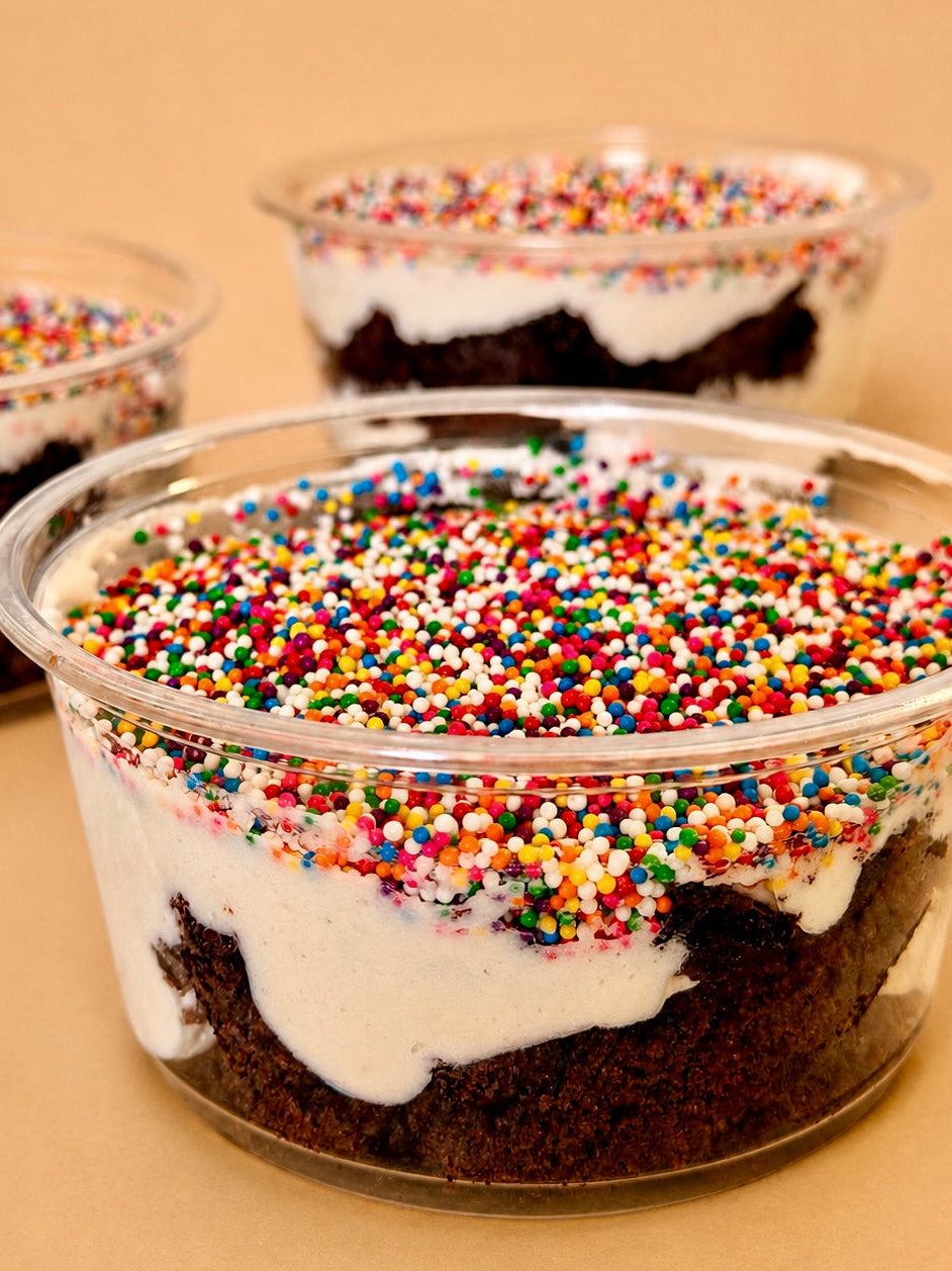 Chocolate Dot Cake (12oz)