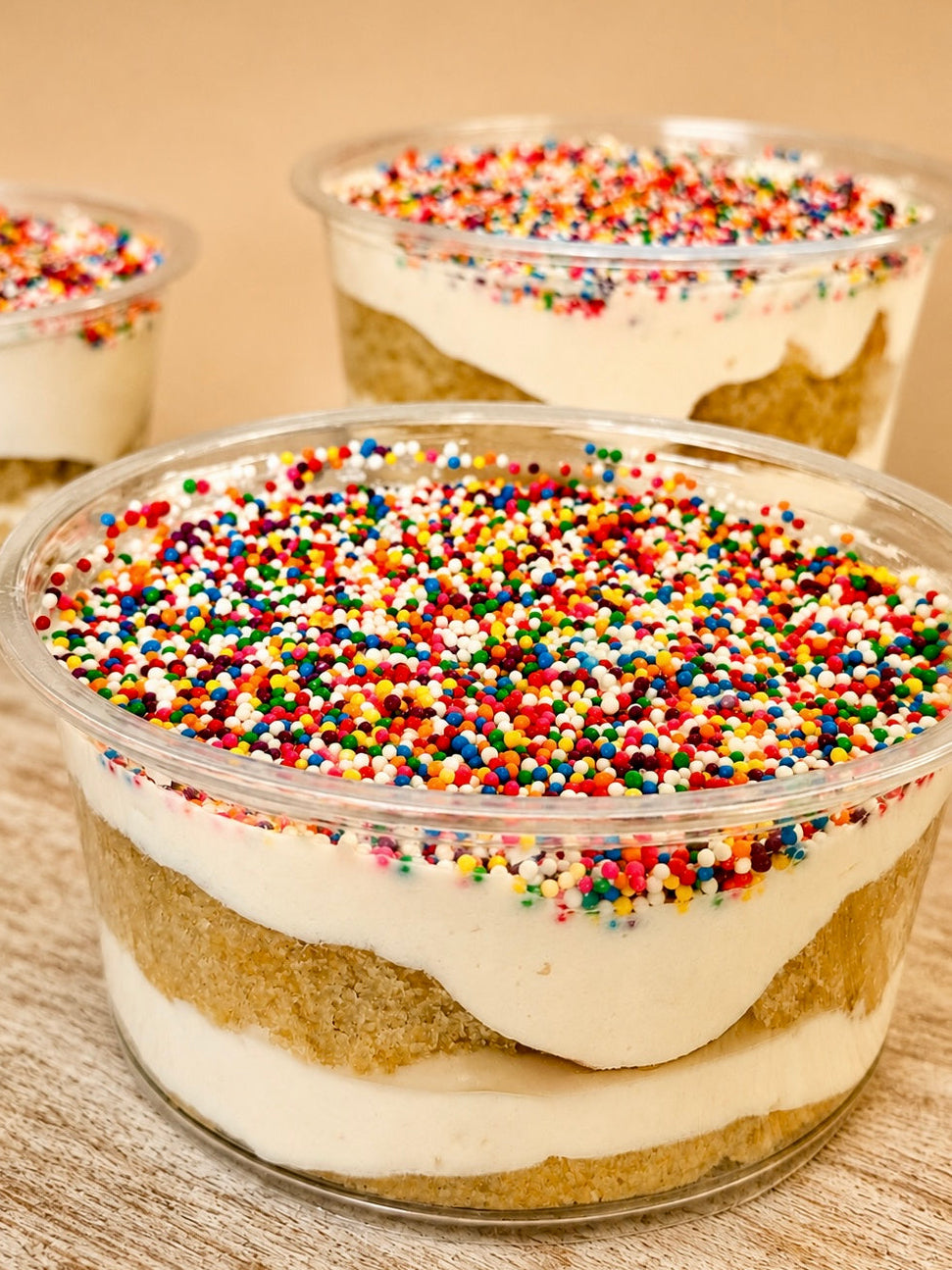 Vanilla Dot Cake (12oz)